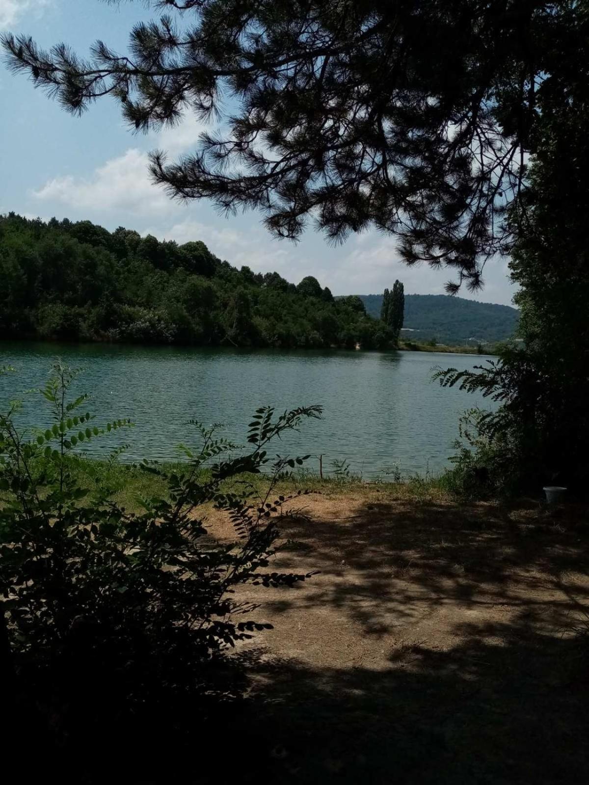 Jezero Apartment Arandjelovac Bagian luar foto